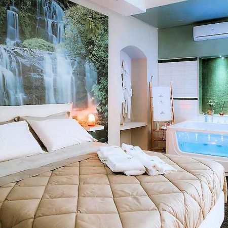 Le Coccole Luxury Suite Sannicandro di Bari ภายนอก รูปภาพ