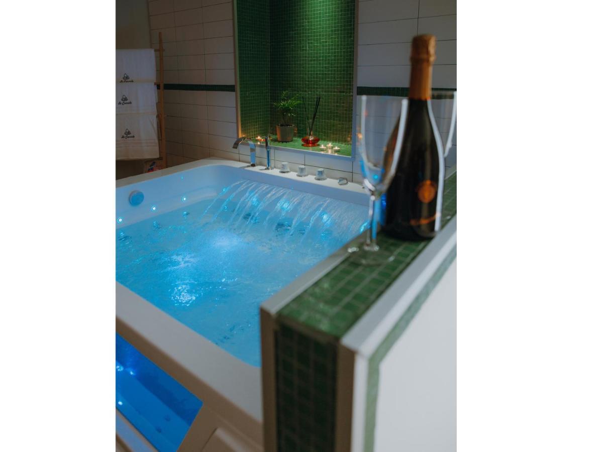 Le Coccole Luxury Suite Sannicandro di Bari ภายนอก รูปภาพ